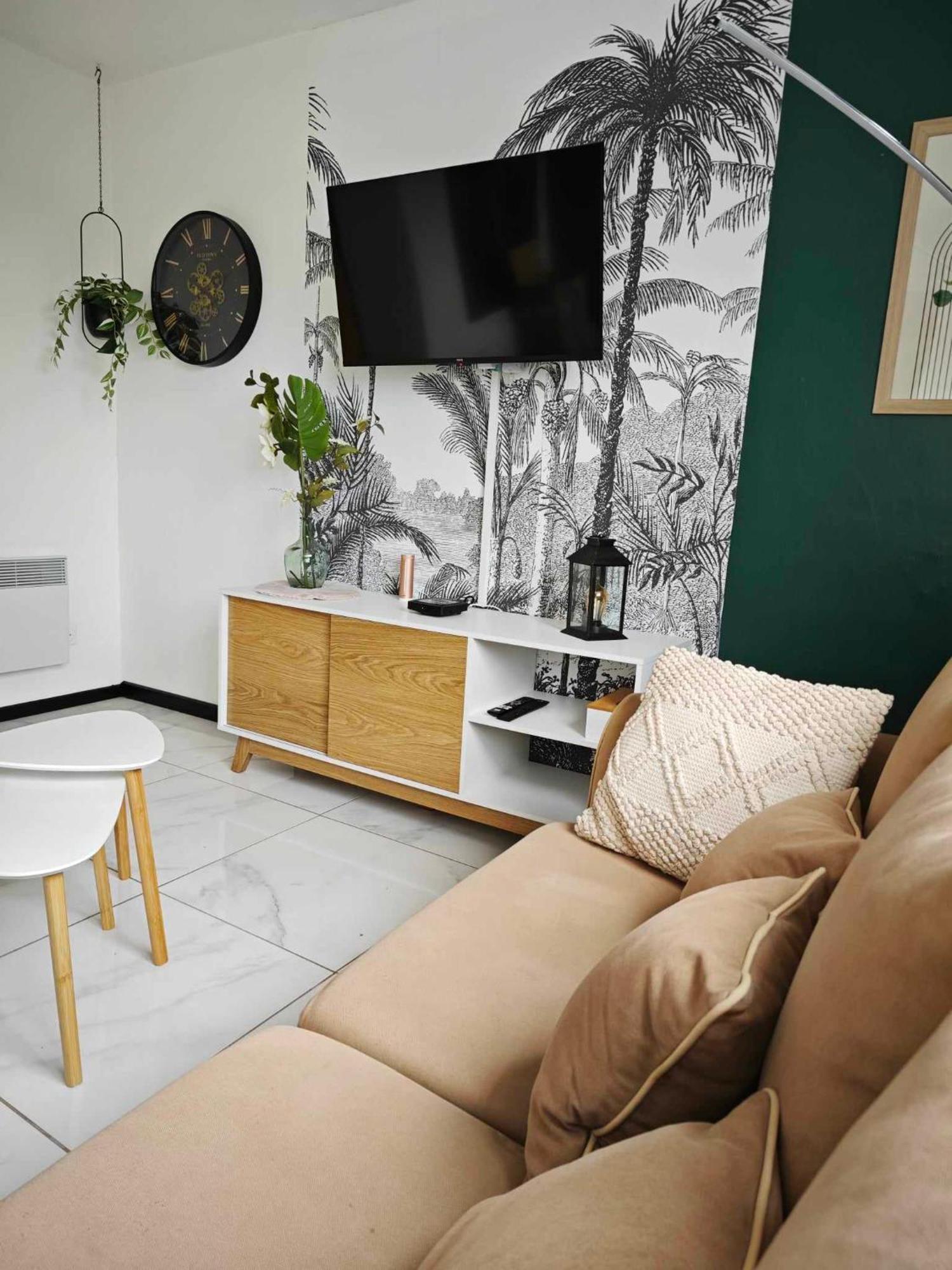 Calais Plage-Gare Appartement Elegant Tout Equipe Exterior photo